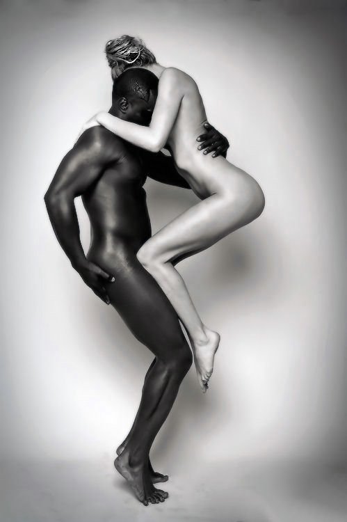 Reverse Interracial Couple - Nude Black Couple Photography